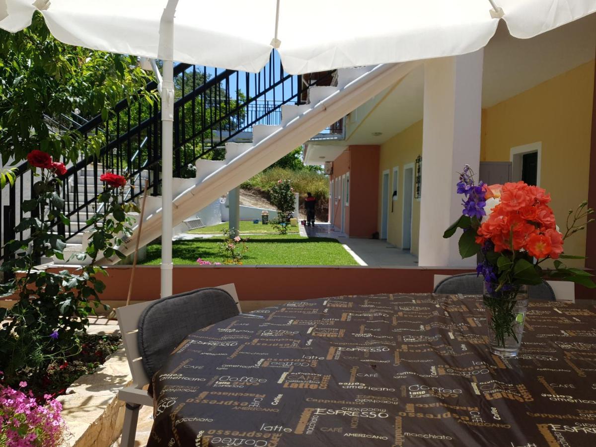 Angelika House 1 Apartman Marathiász Kültér fotó
